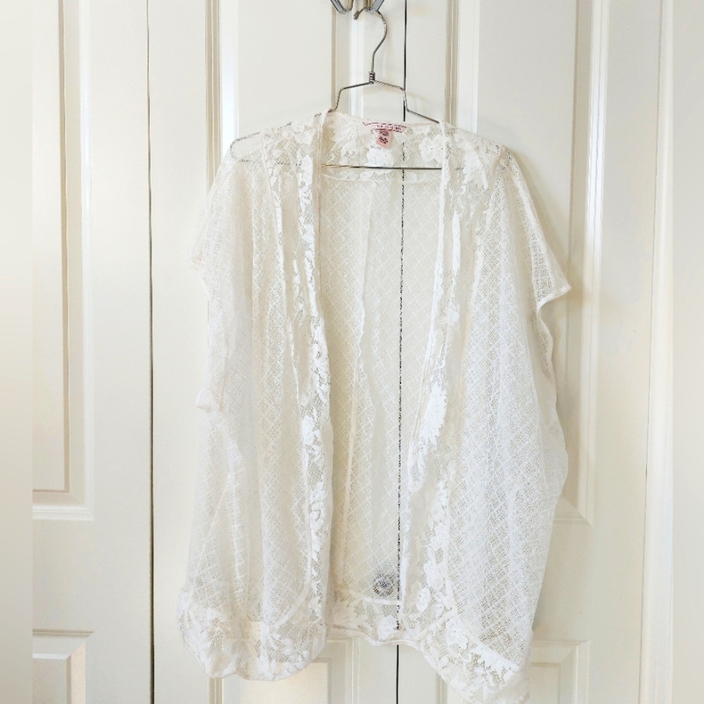 NWOT White Lace‎ Victoria's Secret Kimono/Robe/Swim Cover Medium/Large Boudoir